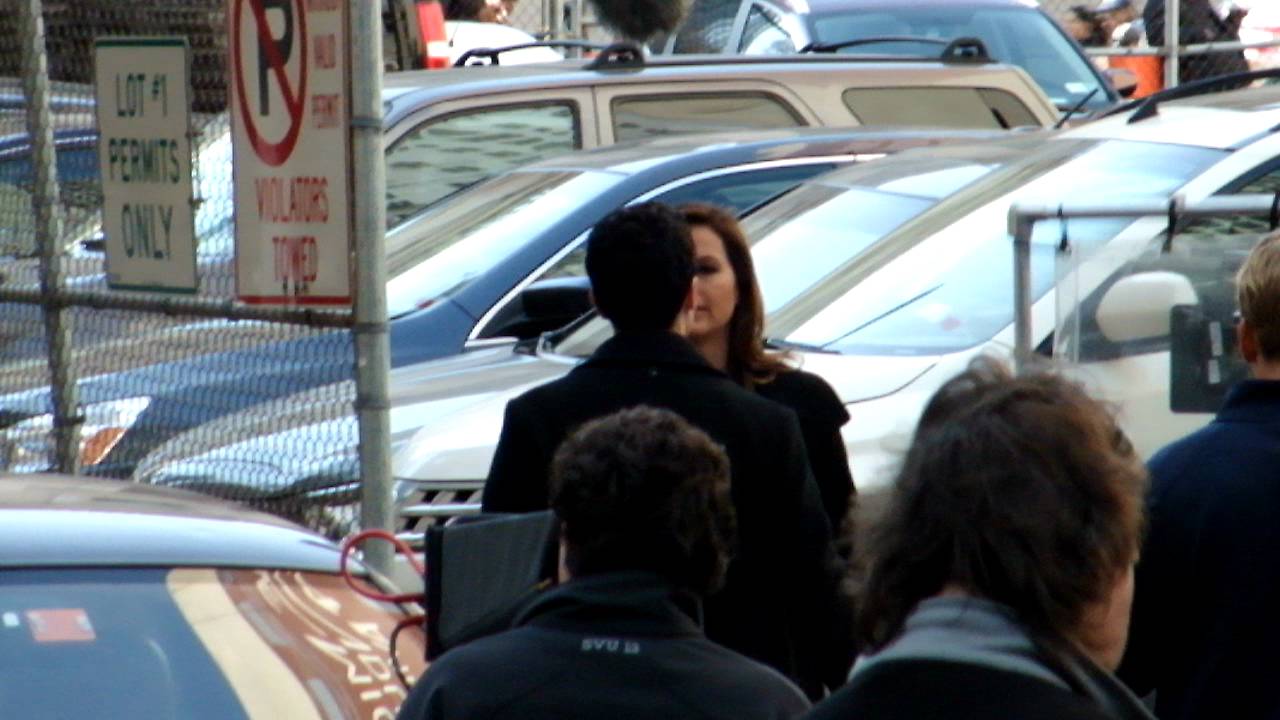 SVU on set w/ Mariska & Danny 3/8/12