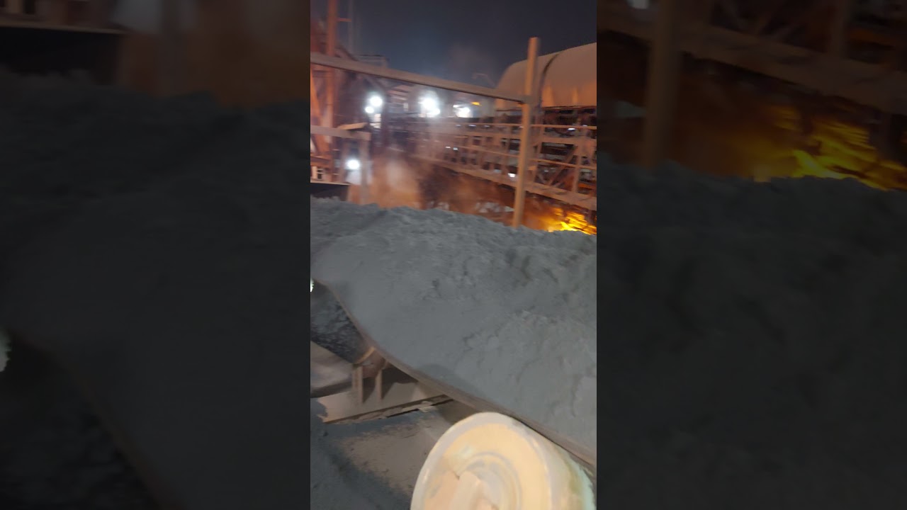 Fines Conveyor Overload Due to Undersize Hopper Collapse