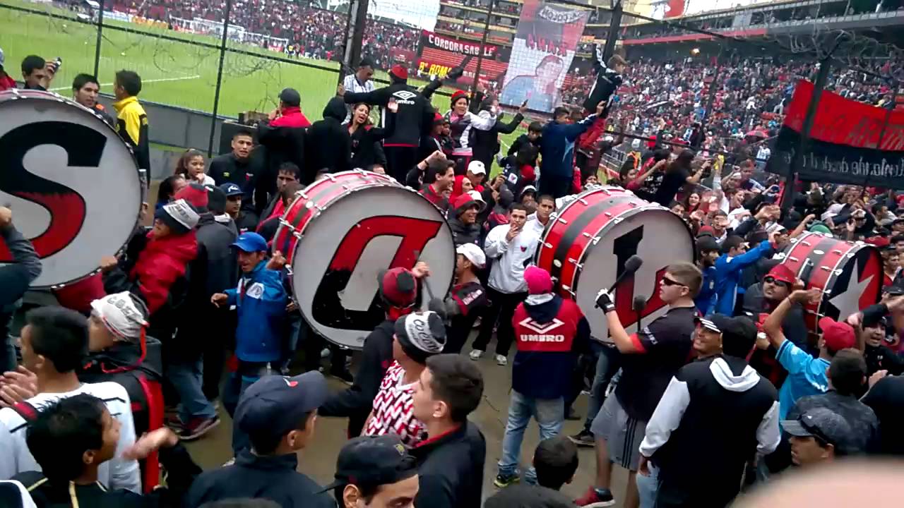 Entrada de los bombos , Clasico