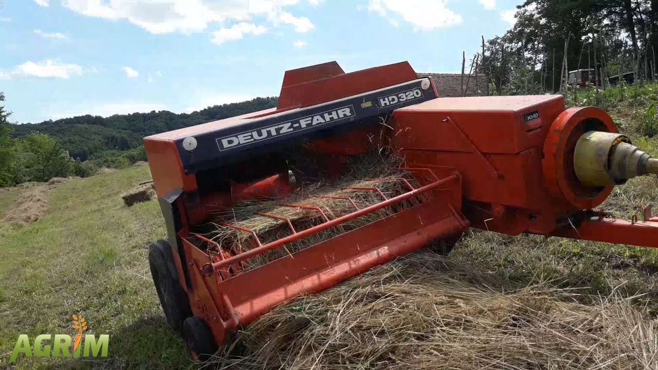 Baliranje kod Čede u strani. IMT 539 i Deutz Fahr HD 320