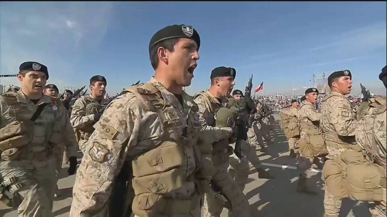 Gran Parada Militar 2016 Chile - Brigada de Operaciones Especiales Lautaro - Los Viejos Estandartes
