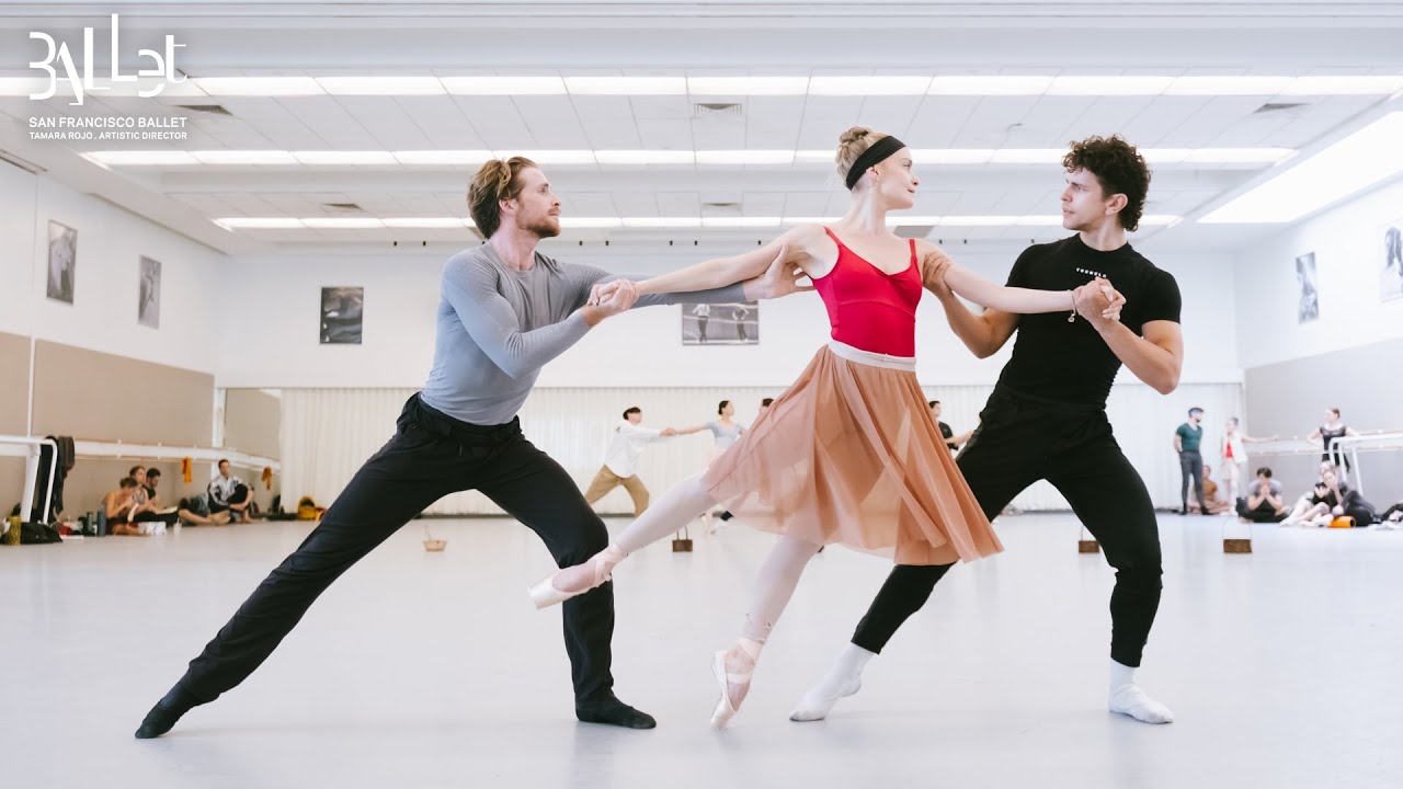 What is the Role of a Choreologist? | How Dance is Notated and Preserved