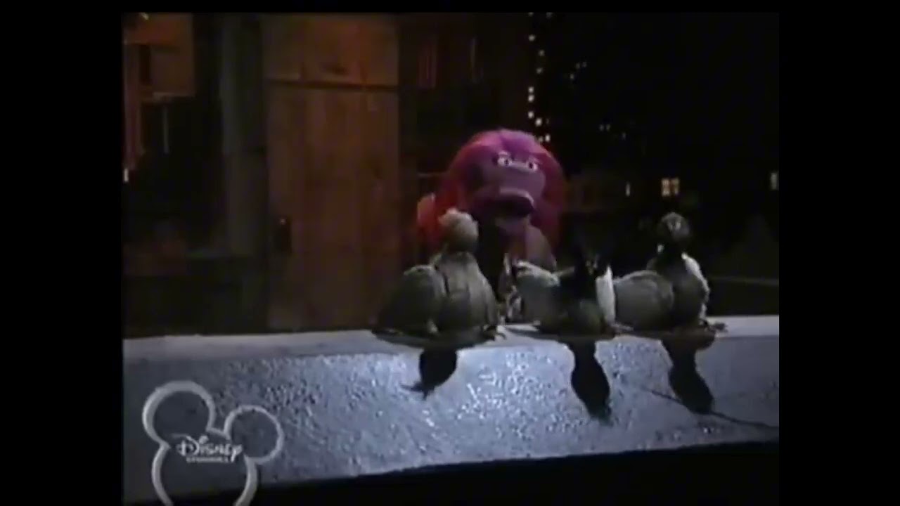 Muppets Tonight | Up on the Roof - Clifford