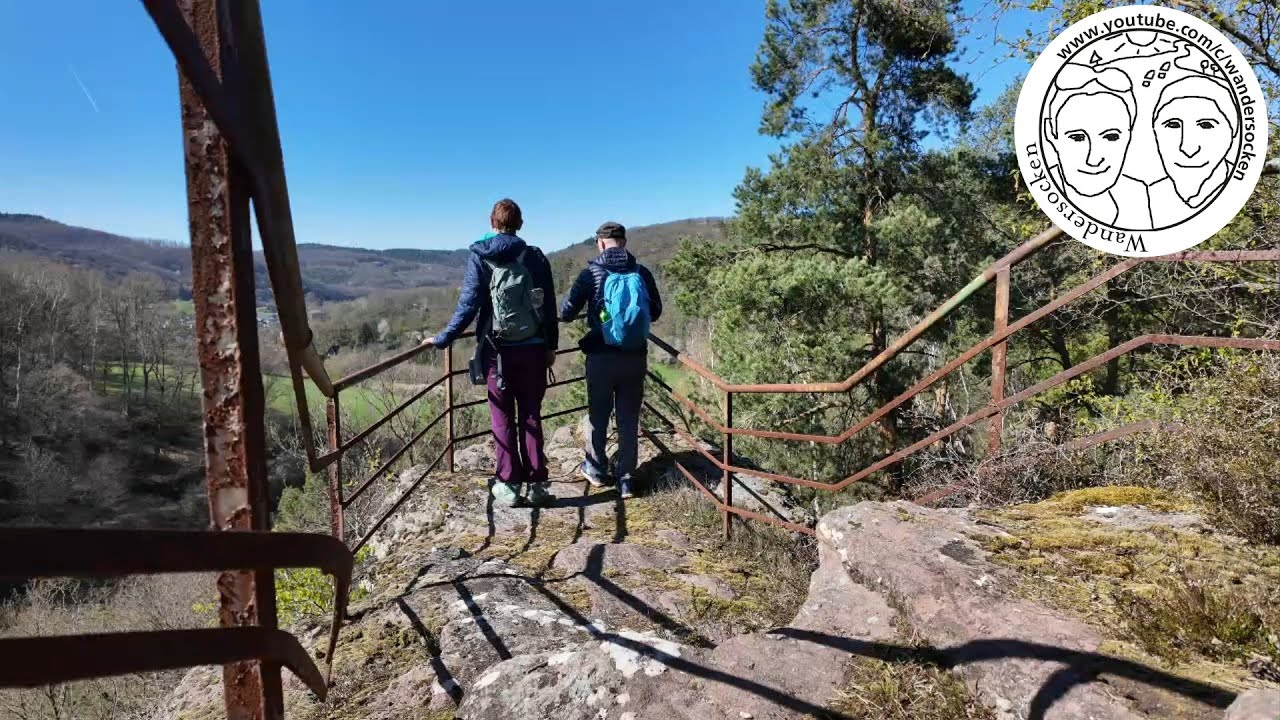 Geheimer Fels & Kelten-Schatz: Wandersocken auf dem Badewald-Weg