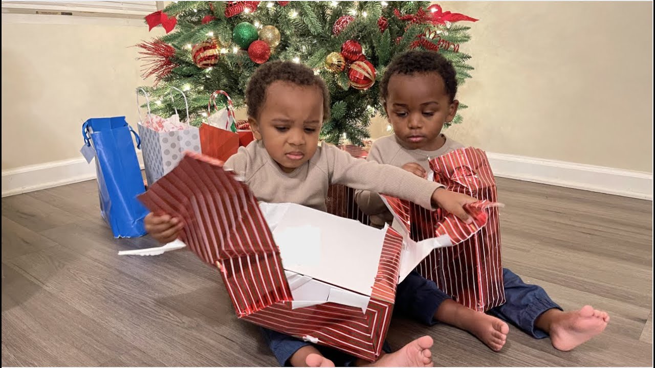 WE CAUGHT OUR TWO SETS OF TWINS OPENING CHRISTMAS PRESENTS EARLY **THEY'RE IN TROUBLE**
