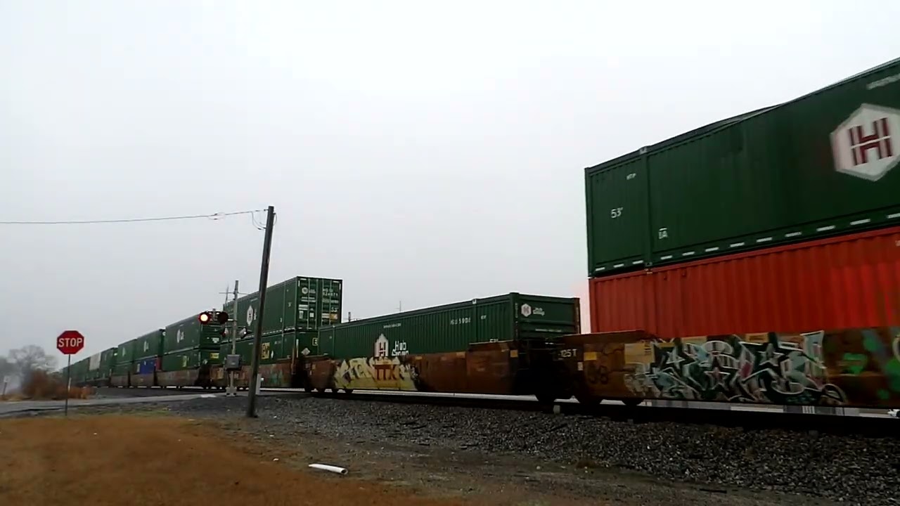 NS 4774 Leads NS 281 Through Warner Robins, GA 1-25-26