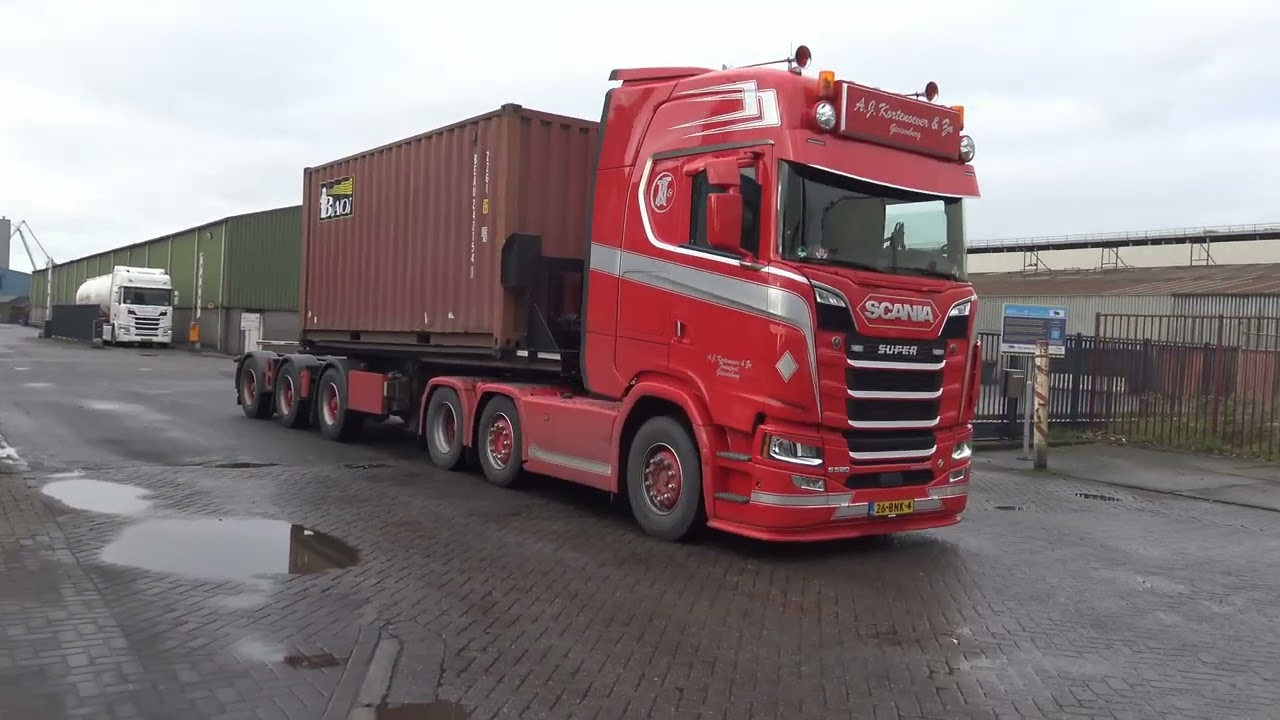 Scania V8 on the road 37