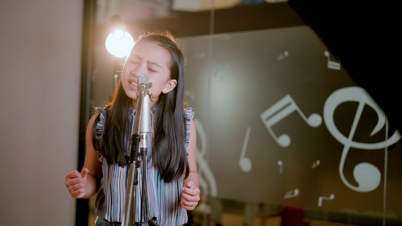 Vanessa Williams (Pocahontas Soundtrack)- Colors of the Wind | Cover by น้องโนเบล Muse Music Academy