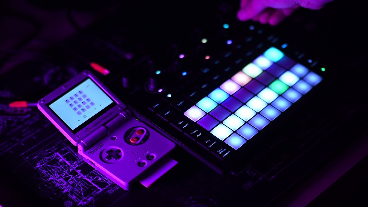 Vibes Duo (Novation Circuit Tracks & Gameboy Advance Nanoloop)