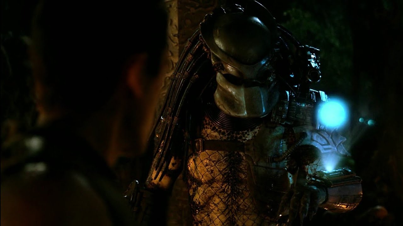 Berseker Predator vs Classic Predator | 60FPS | Predators (2010)