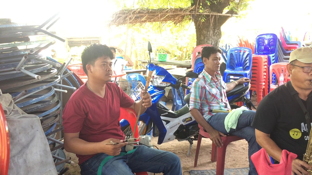 มโหรีประยุกต์ ซอเดี่ยวท่ากระทุ่ม