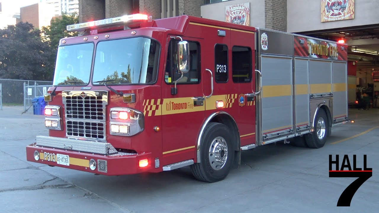 [Full House!!] Toronto Fire Services - Pumper 313 & Squad 313 Responding
