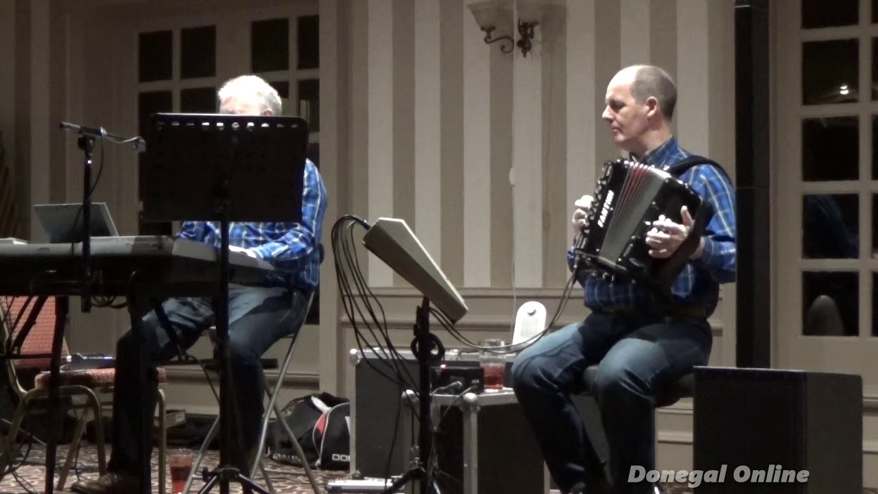 Tory Sound Playing in Mulroy Woods Hotel