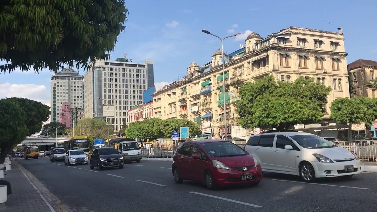 Yangon City Sightseeing Tour - Park & Street View