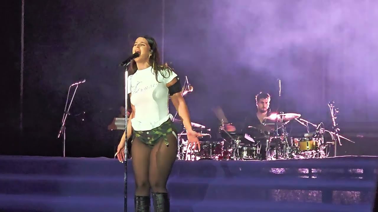 Ideas Radicales  - Nathy Peluso (Live - Teatro de Verano 2025)
