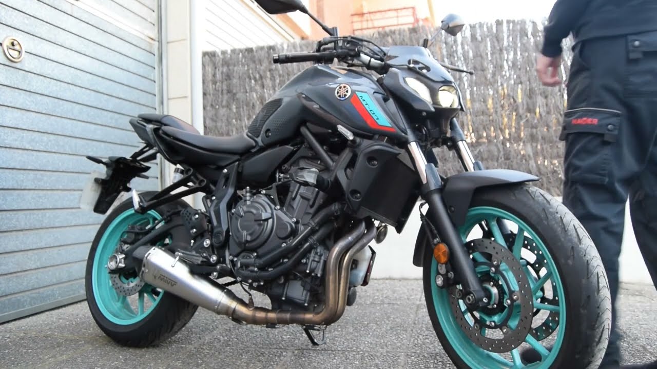 Yamaha MT-07 MIVV Delta Race sound check / Revs / DBK ON and OFF (LOUD)