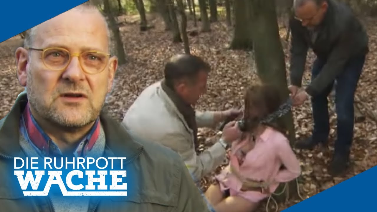 EXTREM GEFESSELT🤯 Hilfelose Frau gefangen im Wald!! | Die Ruhrpottwache | SAT.1