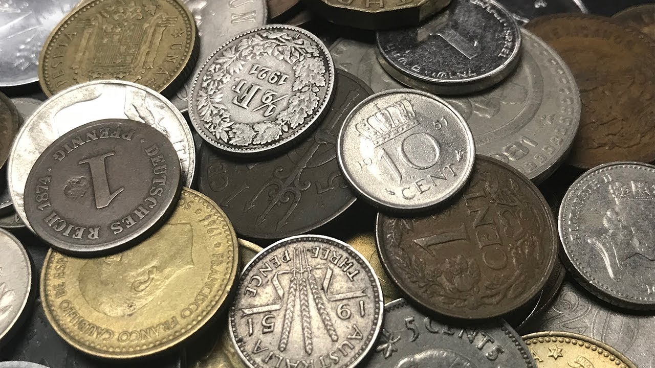 SILVER SEARCHING in Half Pound World Coin Loot Bag Search - Bag #23