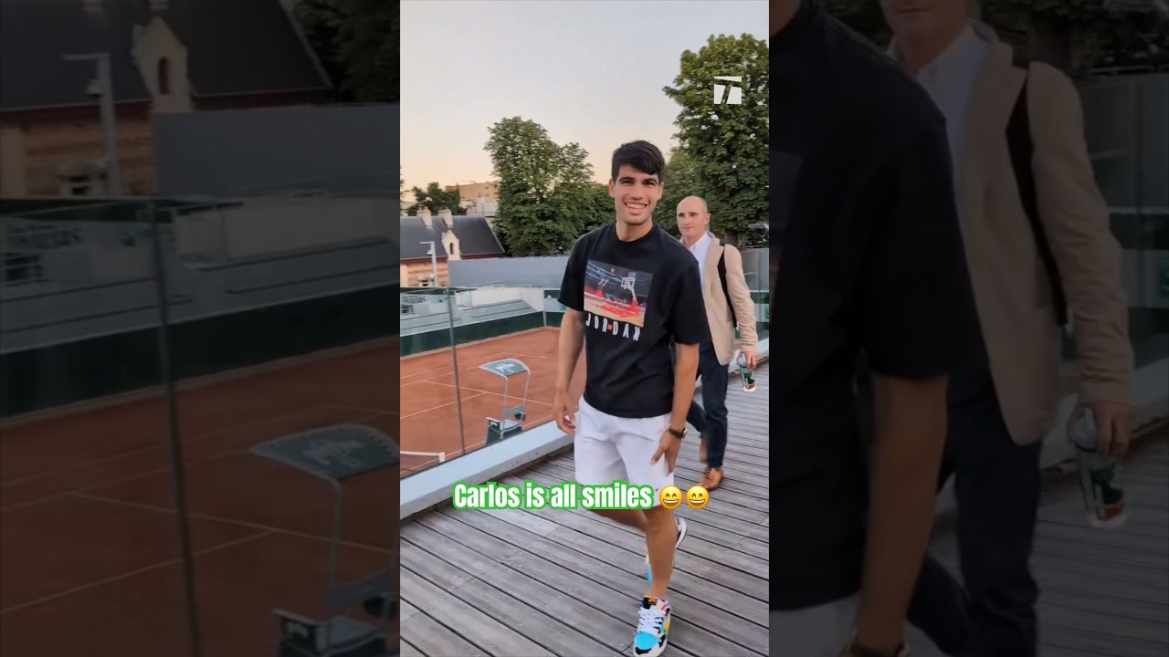 That winning smile 😄 #RolandGarros #CarlosAlcaraz #frenchopen