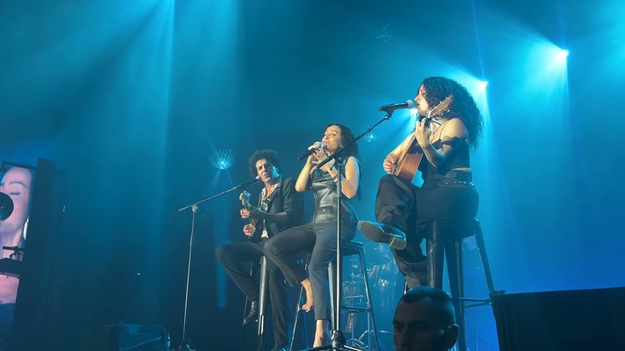 ימי התום - ריטה האנגר 11 