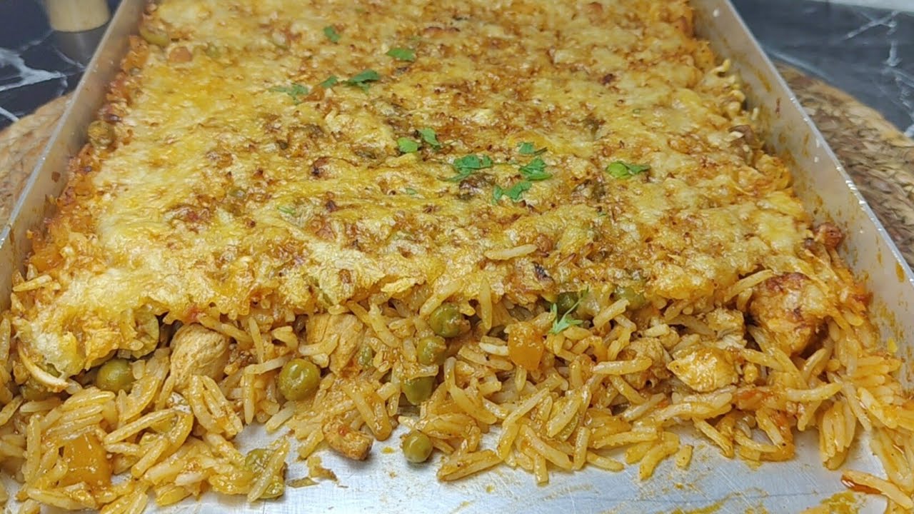 الغراتان لي دار الزلزال في الطابلة 😂 غراتان أرز بذوق شوارما مزربع على حبة بدون كريمة البيشاميل ضربة🤤