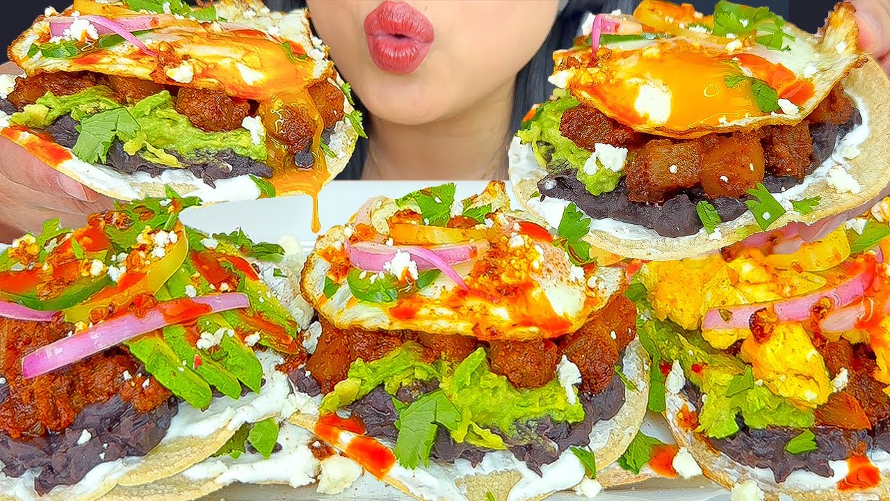 ASMR COLORFUL TOSTADAS WITH CHORIZO & SOFT FRIED EGGS (EATING SOUNDS) MUKBANG | ASMR Phan