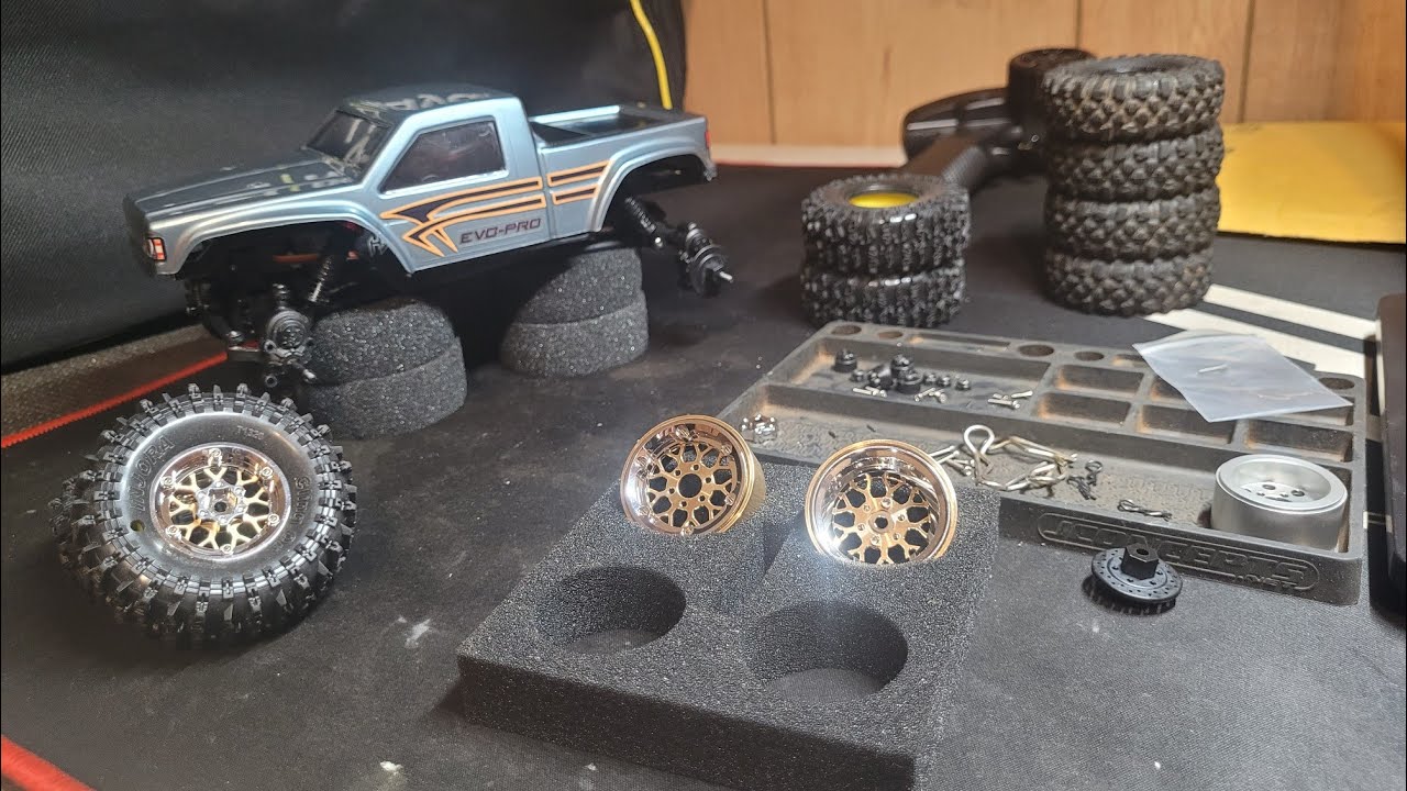 Cr18 evo pro Mini Crawler build Episode 2, Brass hex ,Brass Portal cover, Overdrive 