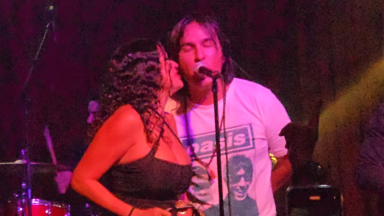 Murasaki - Vidauri ft Jos&eacute; Y La Ola Rom&aacute;ntica - Bajo Circuito 20/09/2025