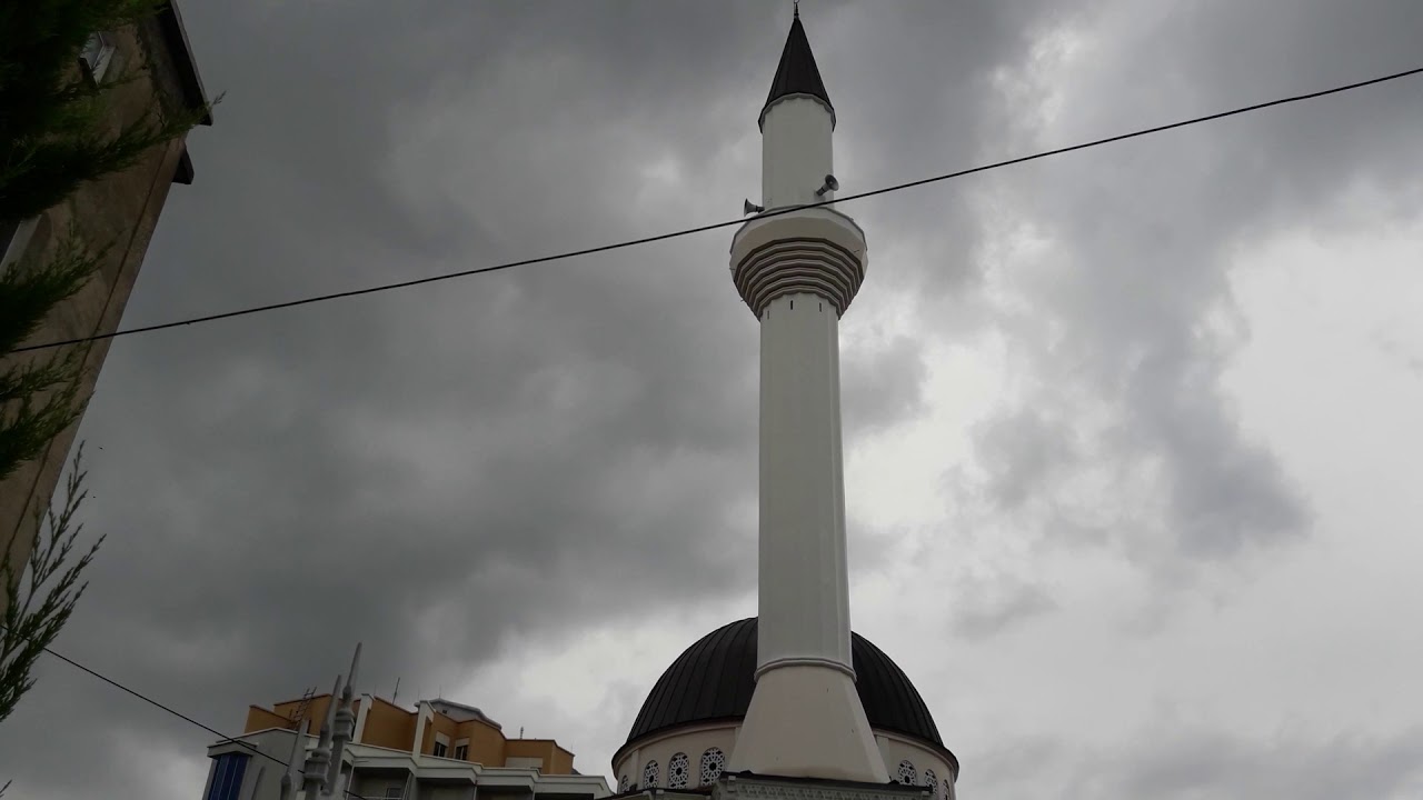 Call to Prayer at Xhamia Lezhë in Lezha, Albania [Adhan / Ezan]