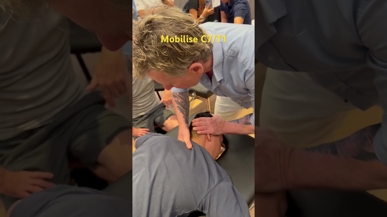 Two ways to Mobilise C7/T1 #spinalmanipulation #chiropracticadjustment #osteopathy