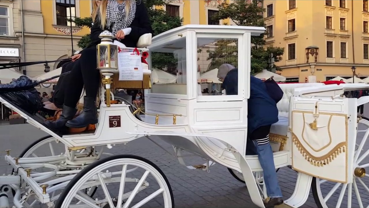 KRAKOW HORSE CARRIAGE TOUR