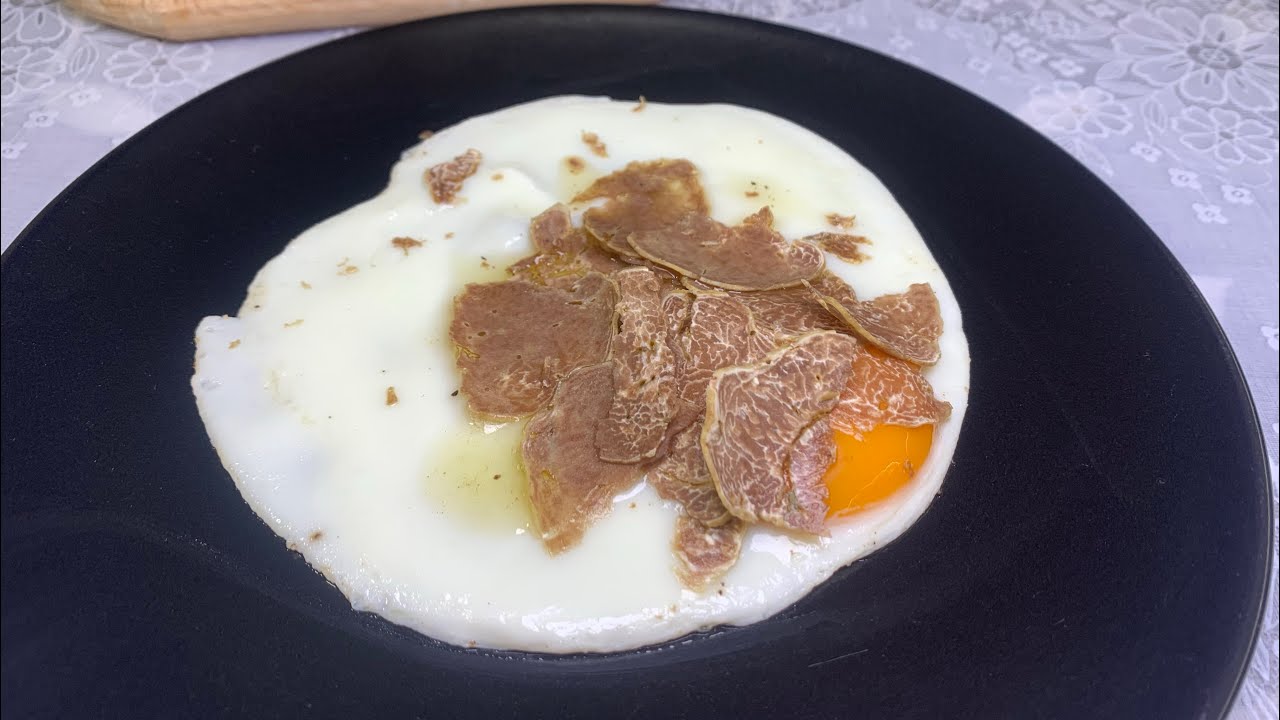 Receta Profesional de Huevo con Trufa Blanca