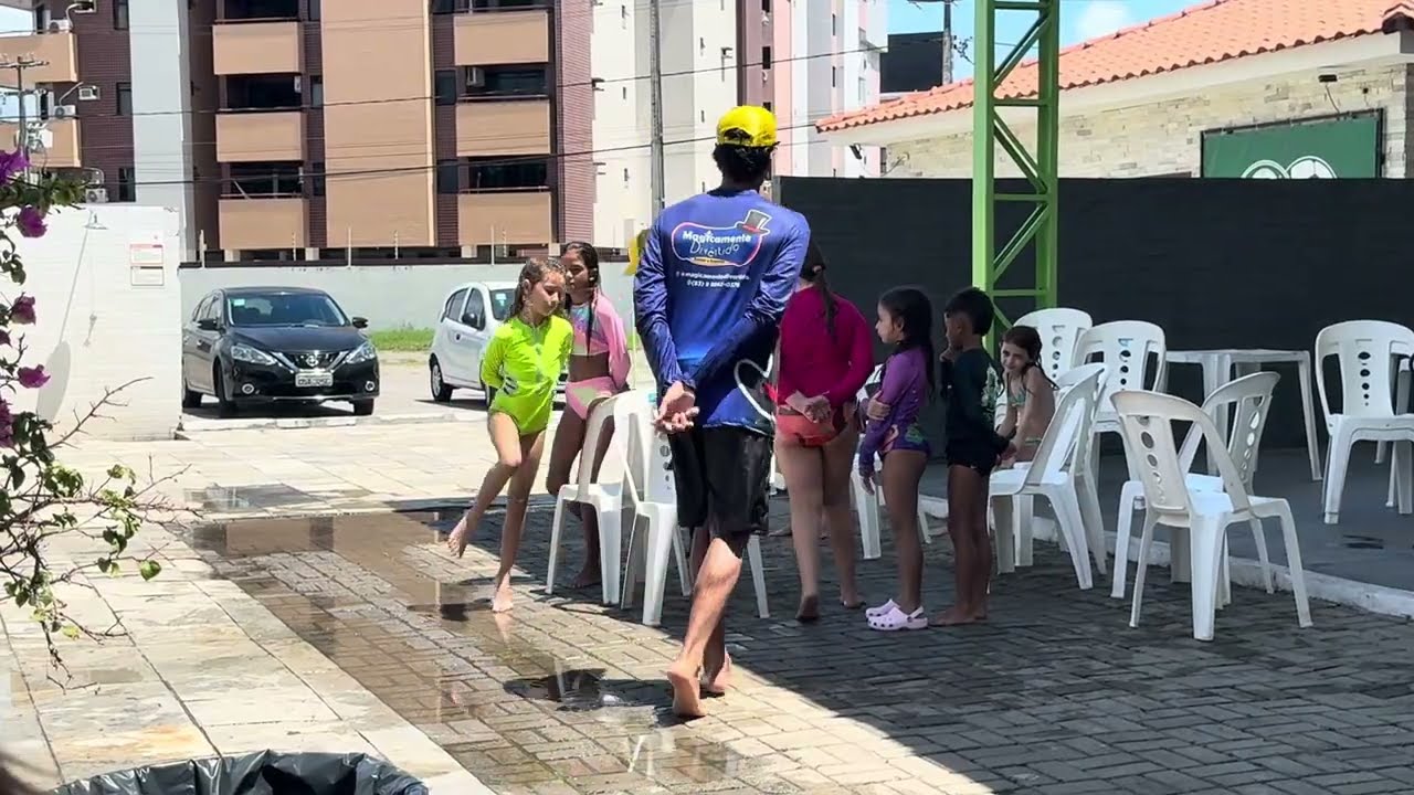 Dança das cadeiras 🪑/ adivinha quem gamhouuuuu🤷🏼‍♀️