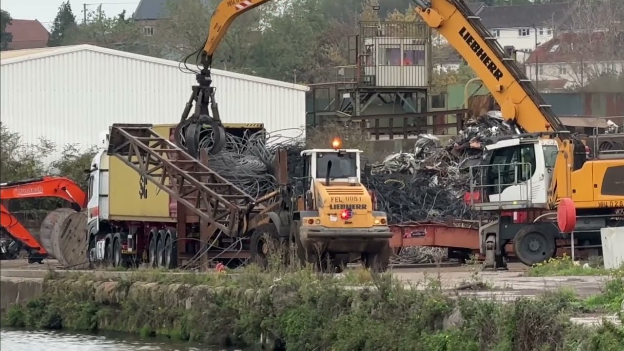 171025 #Sharpness the machines take control #scrapmetal 