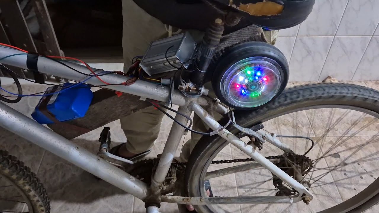 Bicicleta elétrica caseira com motor de hoverboard gastando  500 reais