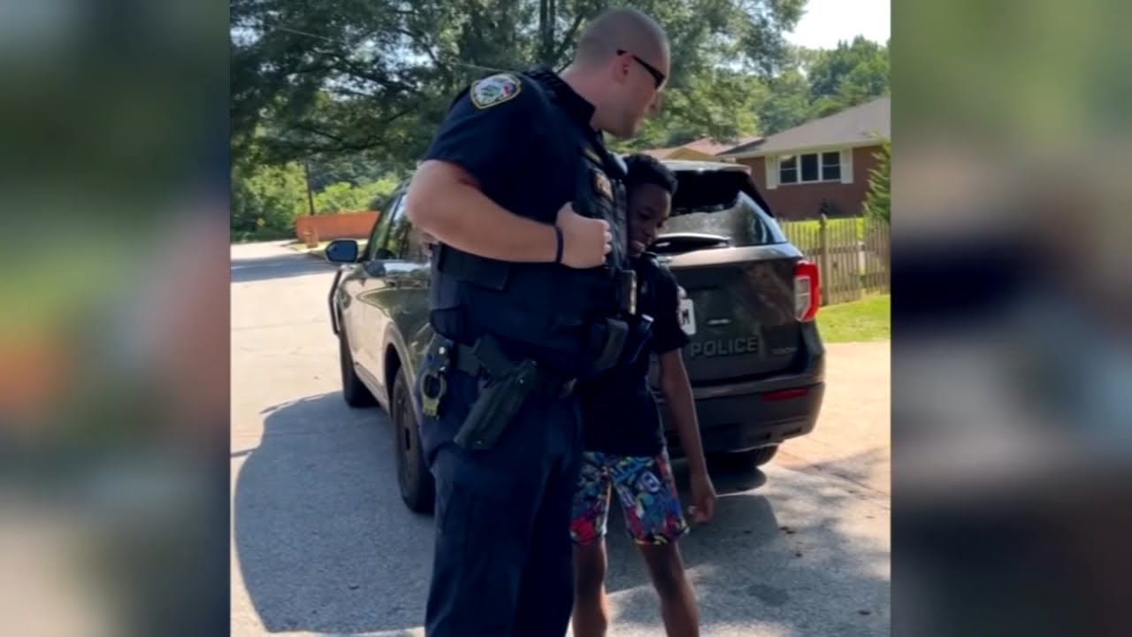 Teen mistaken for trespasser receives gift from police officer instead