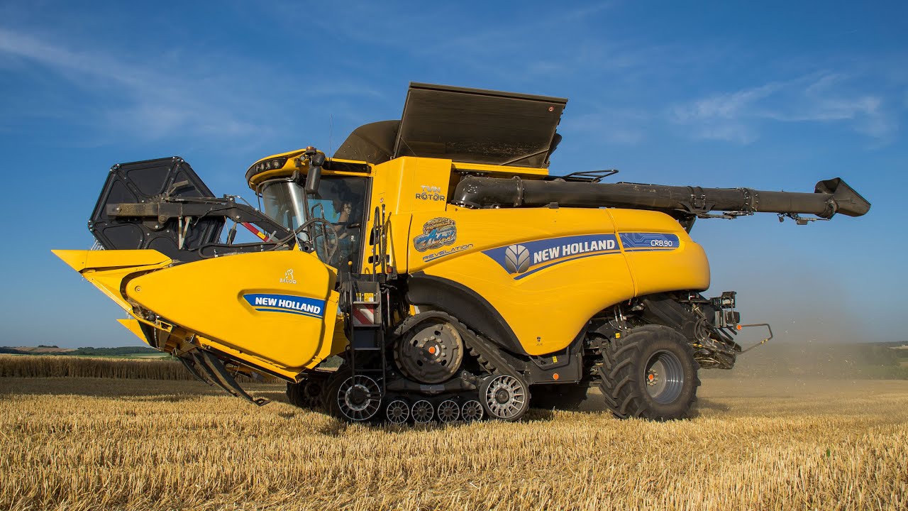 Moisson 2022 - New Holland CR8.90 à chenilles - SARL Artaël