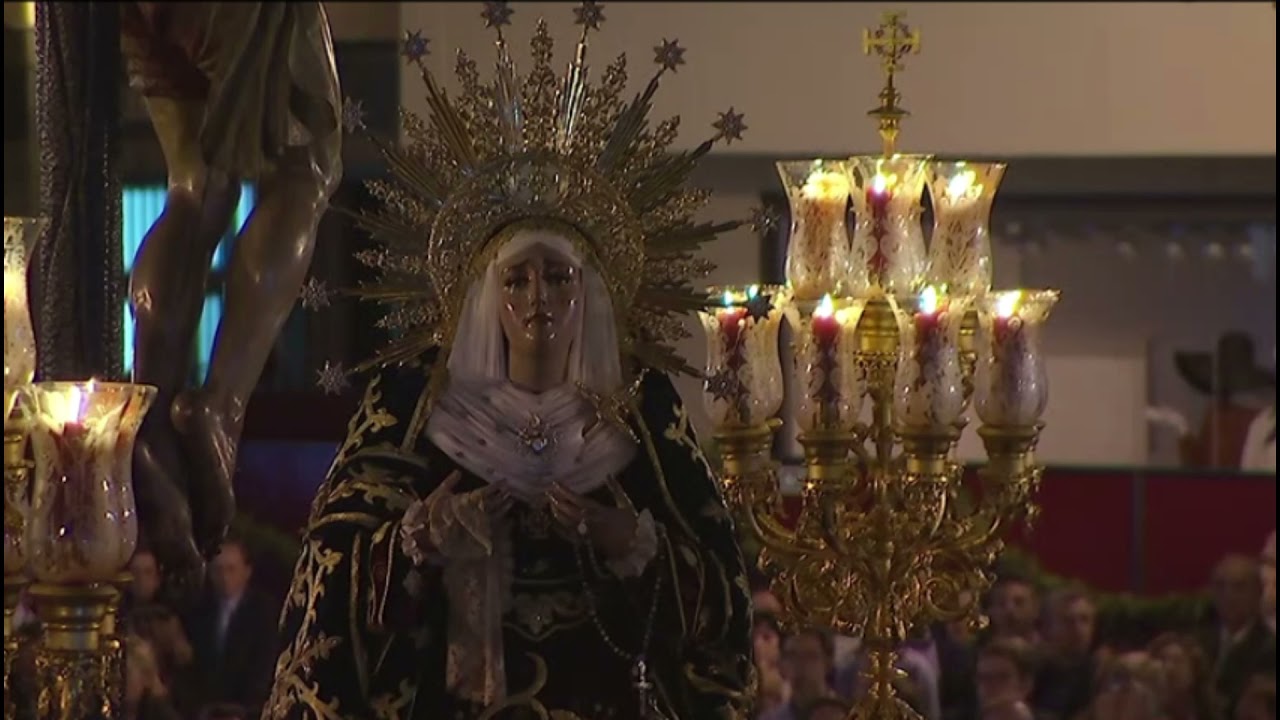 Hermandad de Santa Cruz en Campana 2018.