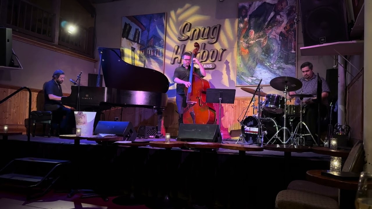 Steve DeTroy Trio at Snug Harbor 11/23/25