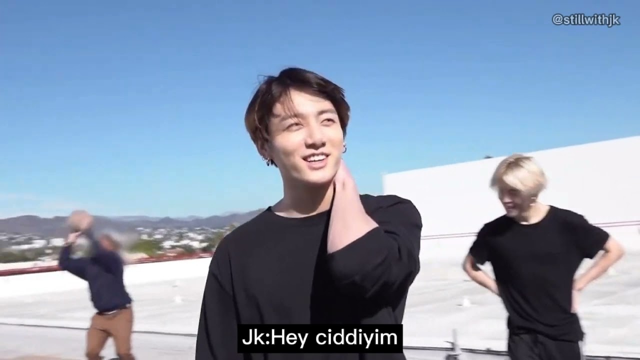 Jungkook ile hayal et/En yakın arkadaşken senden hoşlandığını söyler videolu*