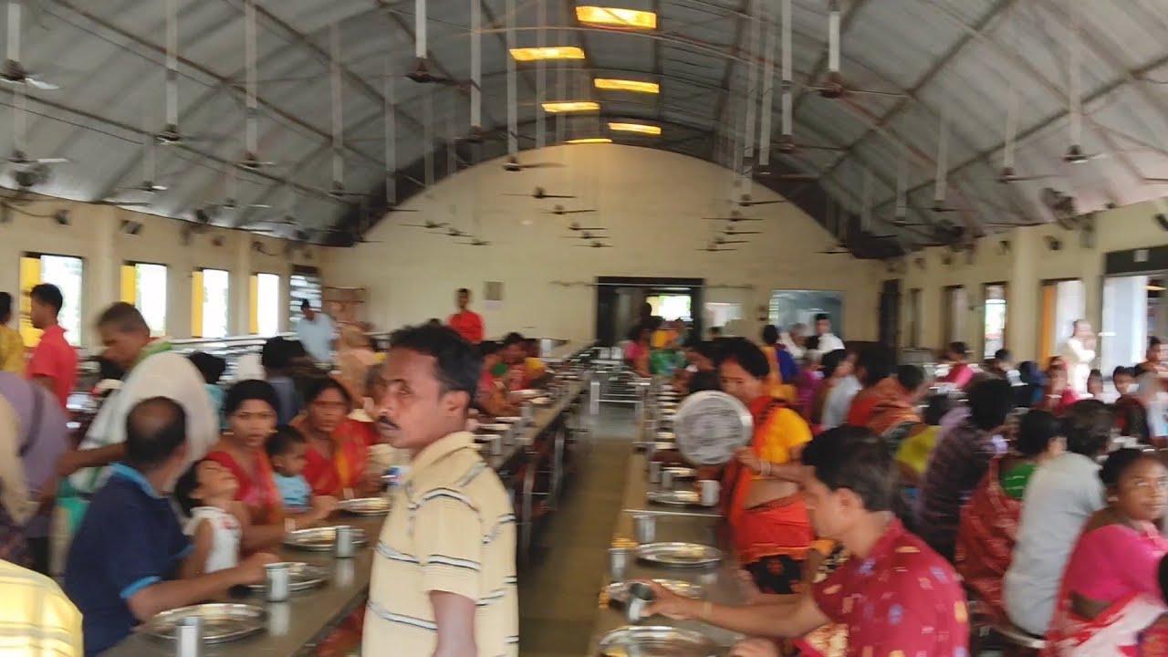 Mayapur ISKCON Annadan complex free Prasad . মায়াপুর। ইসকন। ফ্রি প্রসাদ।