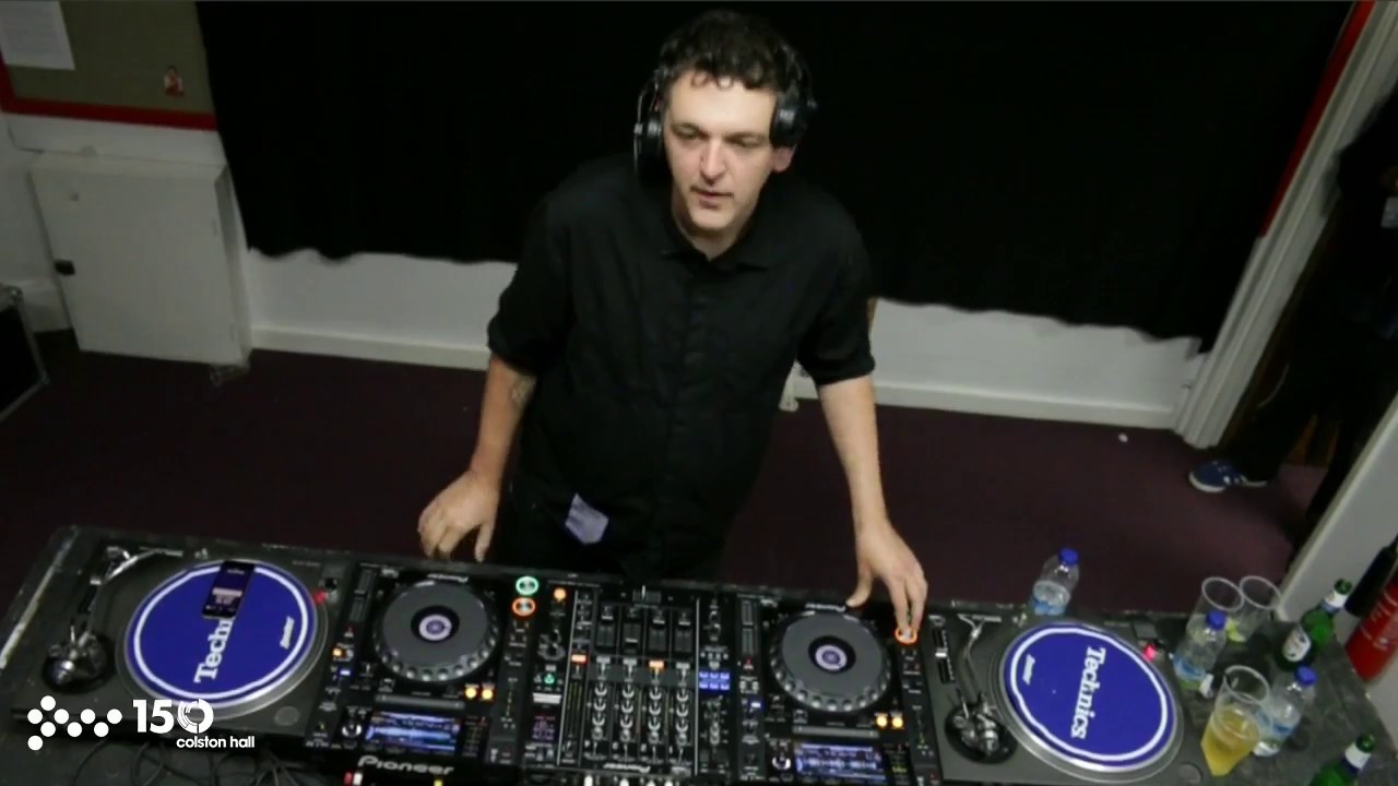 Om Unit - SWU.FM X Colston 150