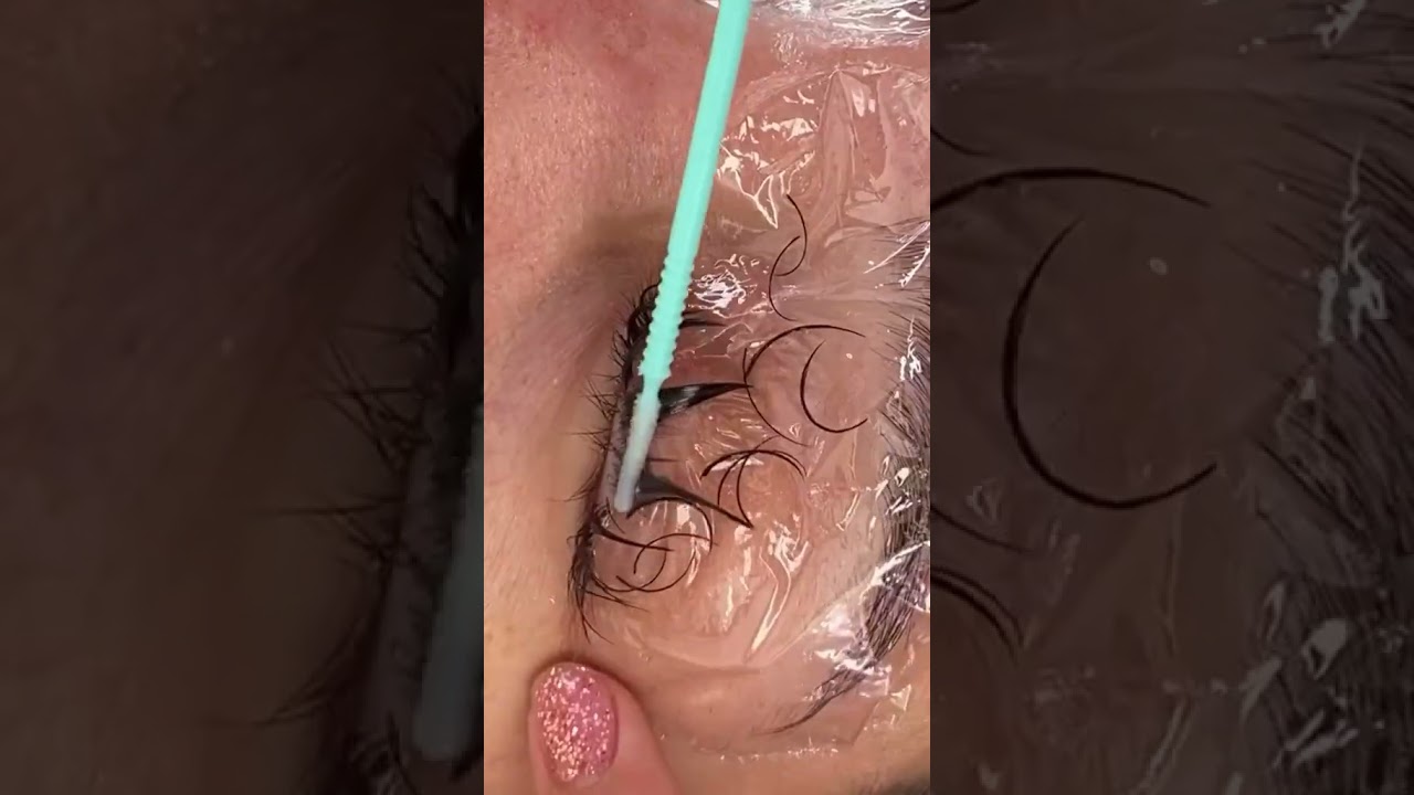 Scents of Paradise Remover of Dlux Professiona | Lash Removal #lashremoval