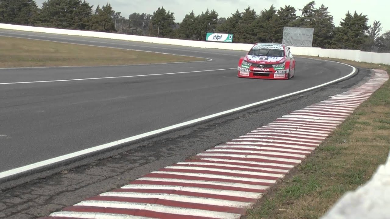 Así se prueba un Toyota Corolla de Súper TC2000
