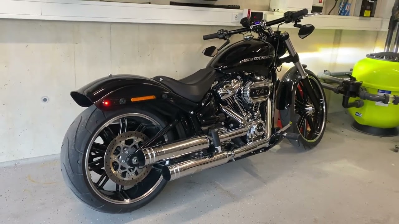 Harley Davidson Breakout 114 Jekill und Hyde Klappenauspuff