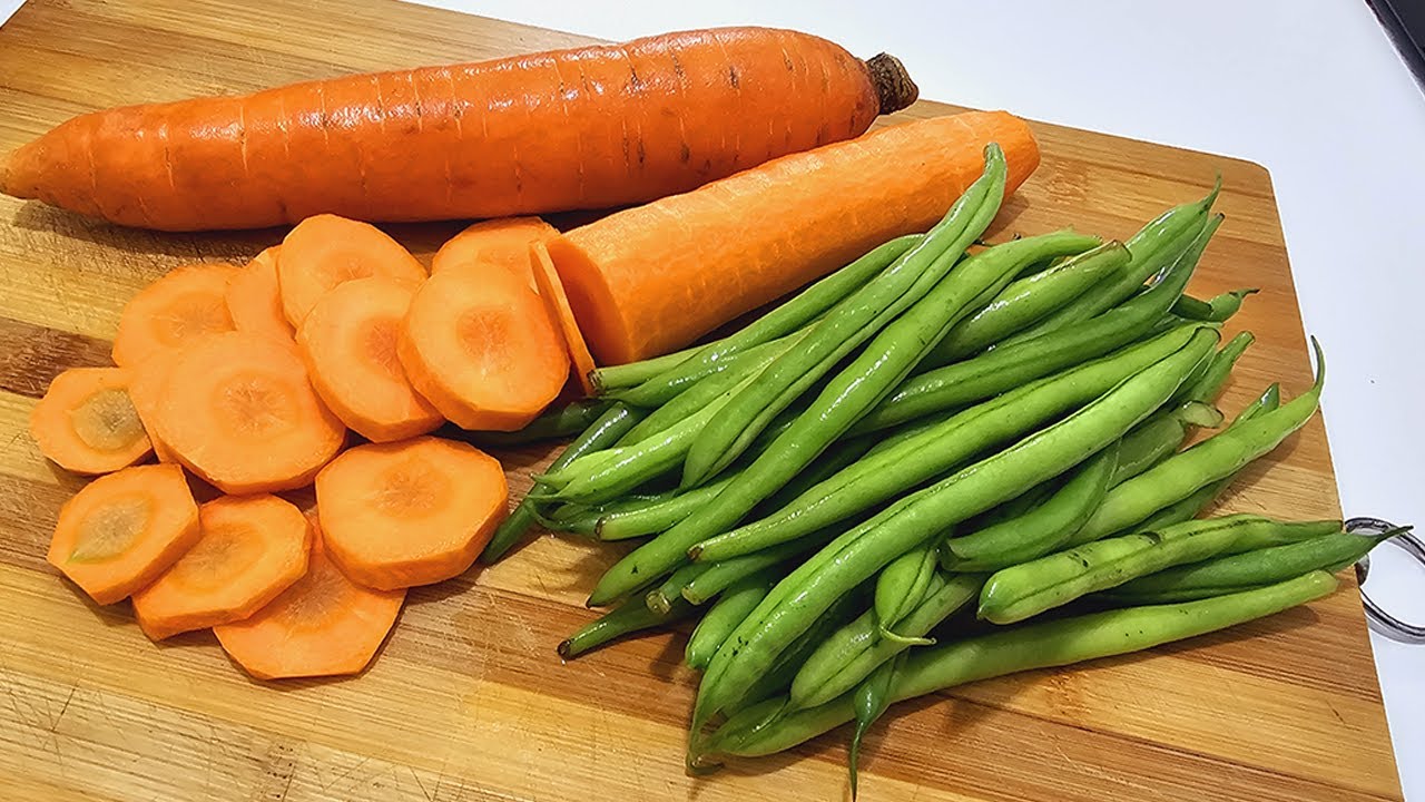 Esse refogado é Incrível! de fazer cenoura com vagem delicia😋