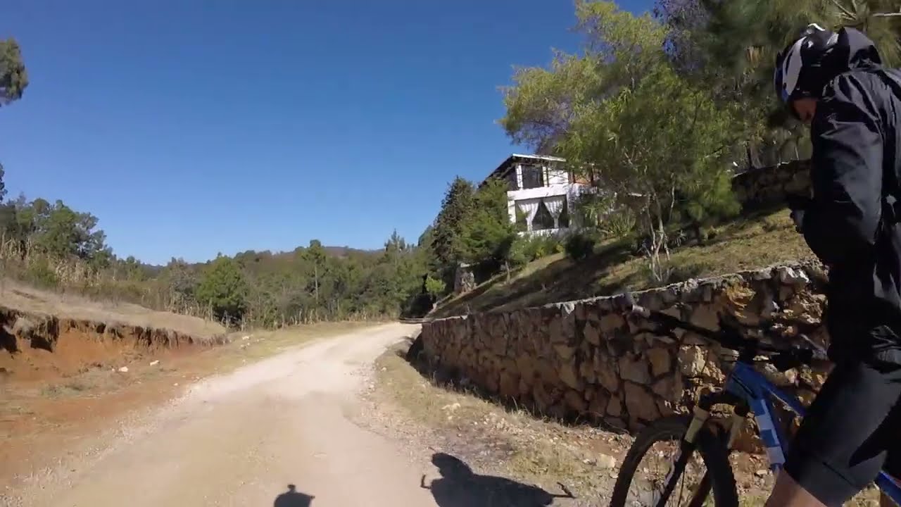 Entre Montañas 5