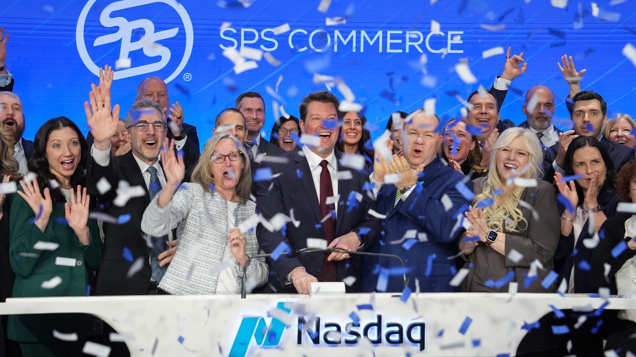 Ringing the Nasdaq Closing Bell | Celebrating 100 Consecutive Quarters of Growth