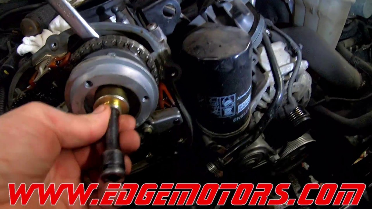 Замена цепи ГРМ Audi Q5 A4 Vw Golf Jetta 2.0T tfsi своими руками от Edge Motors, часть 1
