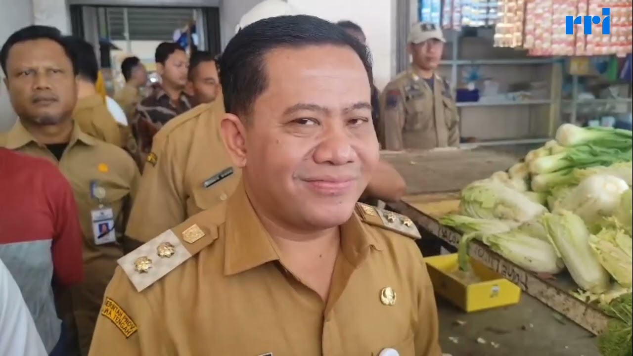 JELANG LEBARAN HARGA KEPOKMAS DI PASAR WIRADESA TERPANTAU STABIL